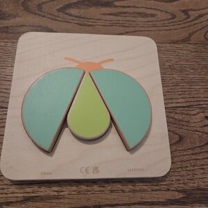 Lovevery - Vibrant Wooden Ladybug / Orange Puzzle - Toddler